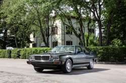 Երրորդ սերնդի Maserati Quattroporte Royale (1986)